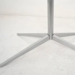 Table bureau par Florence Knoll pour Knoll International