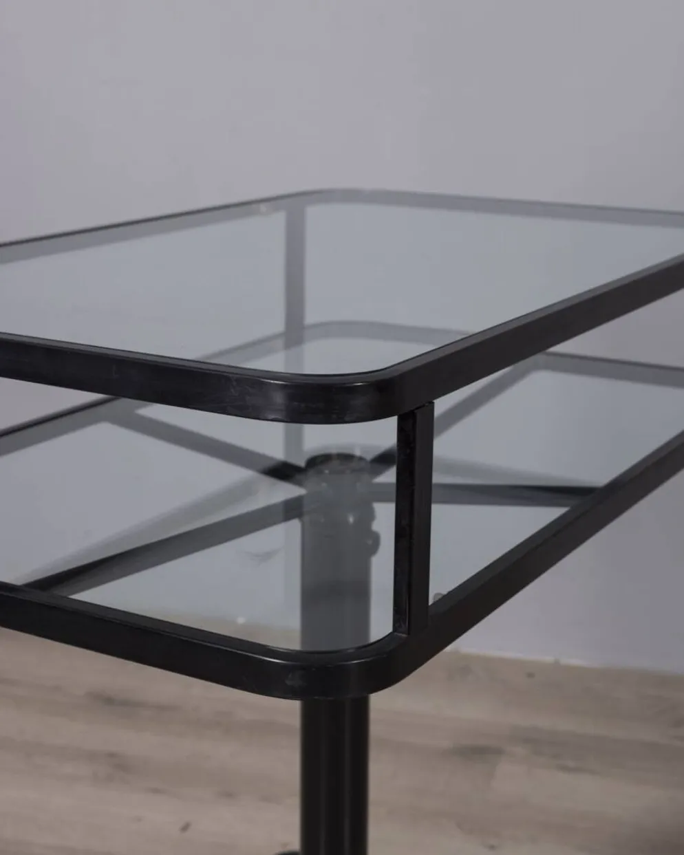 Table chariot vintage en métal noir et verre d'Allegri des années 1970