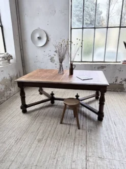 Table chêne style Louis XIV 1900
