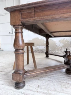 Table chêne style Louis XIV 1900