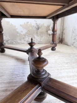 Table chêne style Louis XIV 1900
