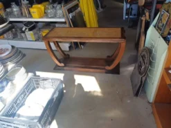 Table console Art Déco en bois et cannage