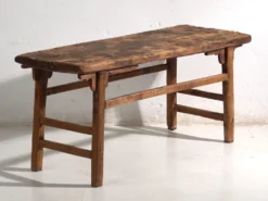 Table console basse ancienne en bois de pin – Chine, vers 1900