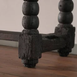 Table console en finition Shou Sugi Ban
