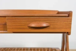 Table console en teck et rotin du milieu du siècle par Søren Rasmussen, Danemark, 1960