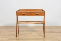 Table console en teck et rotin du milieu du siècle par Søren Rasmussen, Danemark, 1960