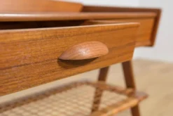 Table console en teck et rotin du milieu du siècle par Søren Rasmussen, Danemark, 1960