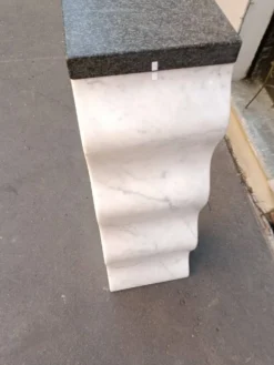 Table Console Montenegro par Ettore Sottsass pour Ultima Edizioni, années 1980.