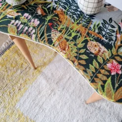 Table console pieds fuselés - plateau haricot canevas