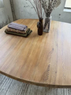 Table constructiviste pin ronde XL