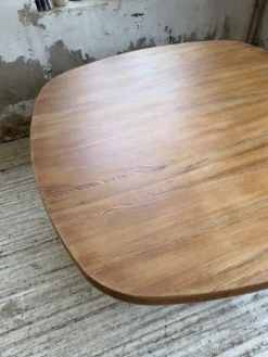 Table constructiviste pin ronde XL