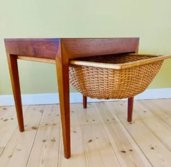 Table à couture vintage danoise en teck par Severin Hansen pour Haslev Furniture 1960