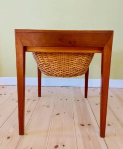 Table à couture vintage danoise en teck par Severin Hansen pour Haslev Furniture 1960