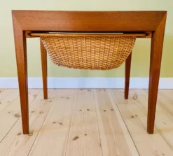 Table à couture vintage danoise en teck par Severin Hansen pour Haslev Furniture 1960