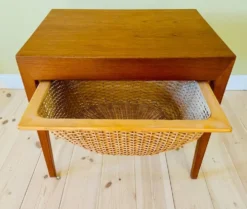Table à couture vintage danoise en teck par Severin Hansen pour Haslev Furniture 1960