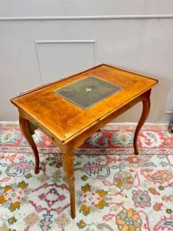 Table à écrire, liseuse en merisier d’époque louis xv, xviii eme siècl