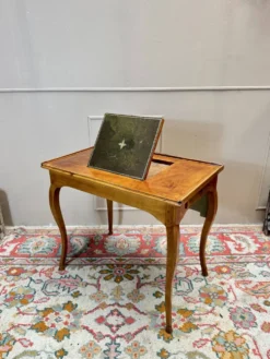 Table à écrire, liseuse en merisier d’époque louis xv, xviii eme siècl