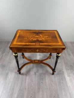 Table à écrire Napoléon III en marqueterie, XIXe siècle