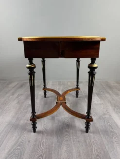 Table à écrire Napoléon III en marqueterie, XIXe siècle