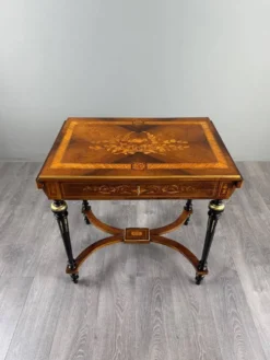 Table à écrire Napoléon III en marqueterie, XIXe siècle
