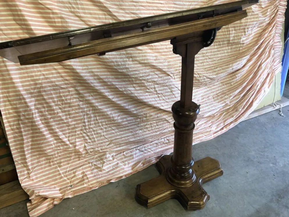 Table à écrire réglable