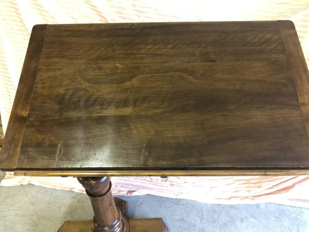 Table à écrire réglable