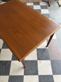 Table danoise en teck