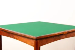 Table Danoise extensible et réversible, jeux/repas palissandre P.Hundevad.