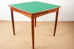 Table Danoise extensible et réversible, jeux/repas palissandre P.Hundevad.