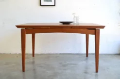 Table danoise à rallonges 133 cm