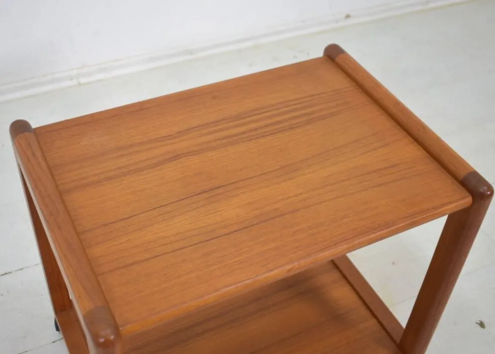 Table d'appoint Aksel Kjersgaard chariot en teck danois des années 1960 scandinave