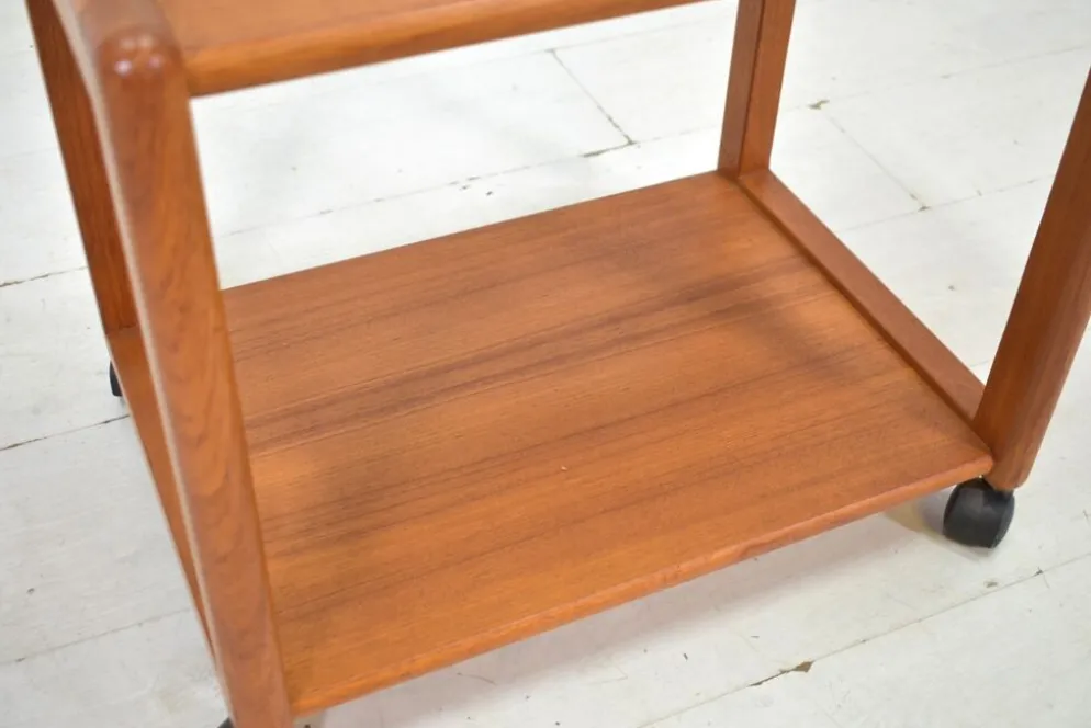 Table d'appoint Aksel Kjersgaard chariot en teck danois des années 1960 scandinave