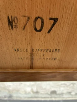 Table d'appoint Aksel Kjersgaard pour Odder avec étagère à magazines, années 1960.