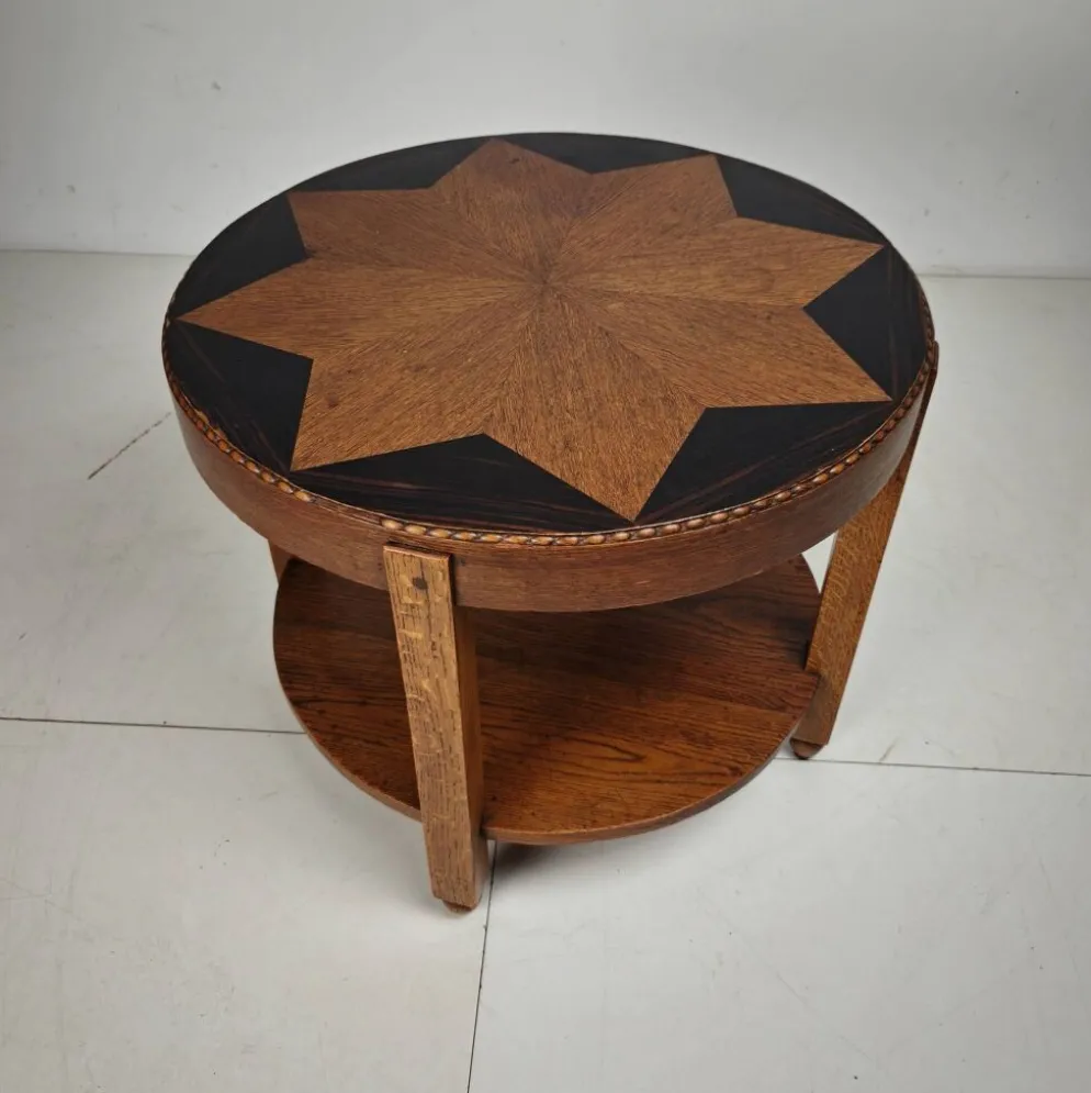 Table d'appoint Amsterdam School / Art Déco avec plateau incrusté d'étoiles vers 1920