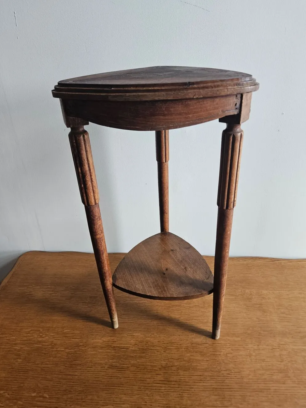 Table d'appoint ancienne