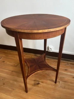 Table d’appoint art déco