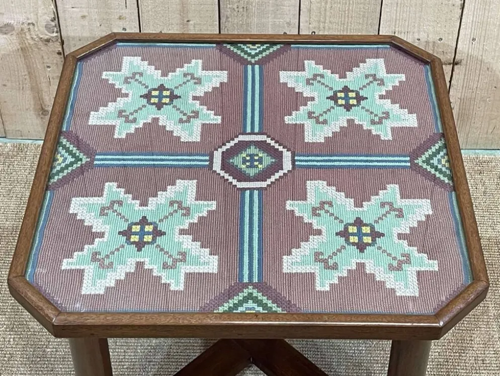 Table d'appoint art déco en acajou, tissu et verre