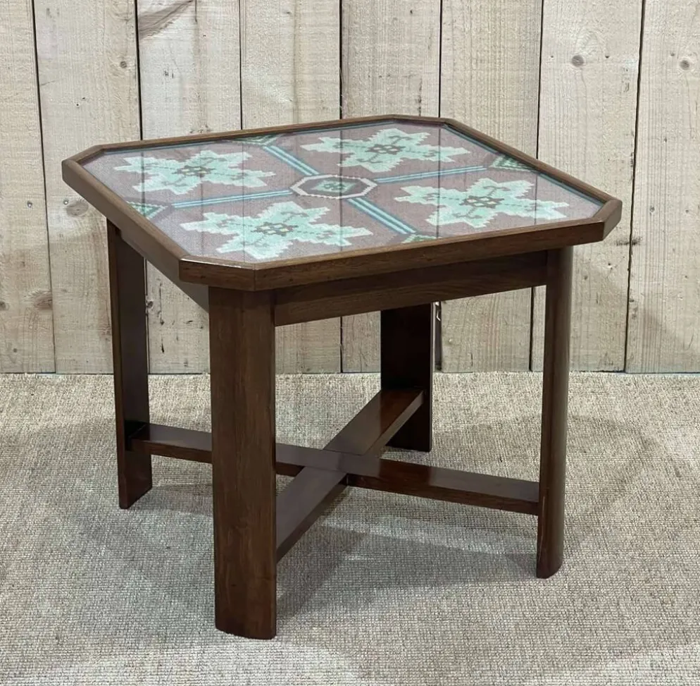 Table d'appoint art déco en acajou, tissu et verre