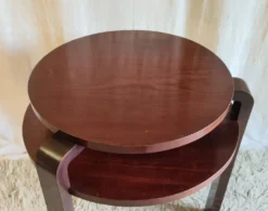 Table d'appoint Art-déco en bois massif - mid.XXeme