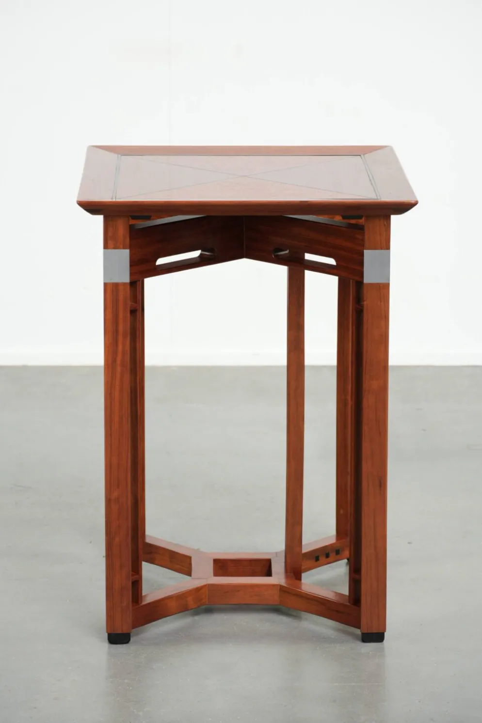 Table d'appoint Art Déco haute avec plateau amovible