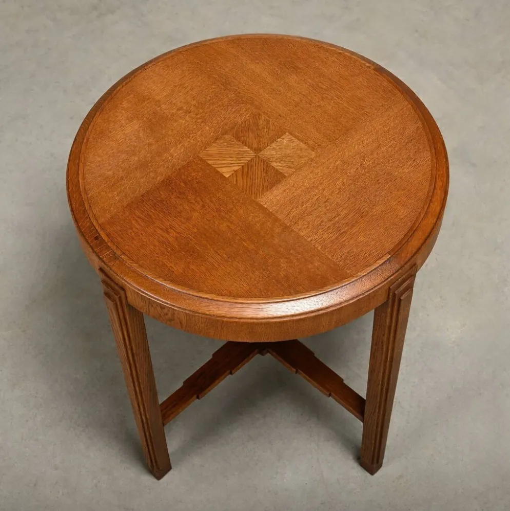 Table d'appoint Art Déco néerlandaise de l'École d'Amsterdam en chêne massif et plaqué.