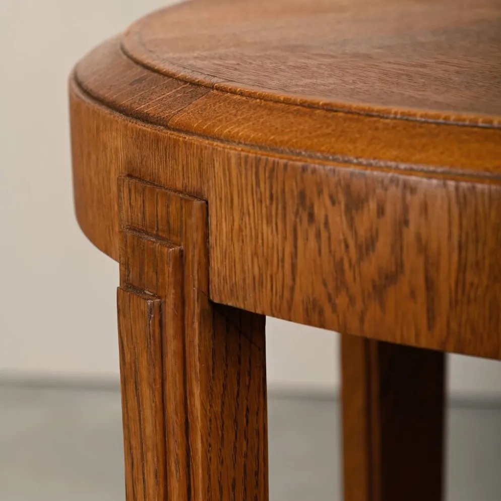 Table d'appoint Art Déco néerlandaise de l'École d'Amsterdam en chêne massif et plaqué.