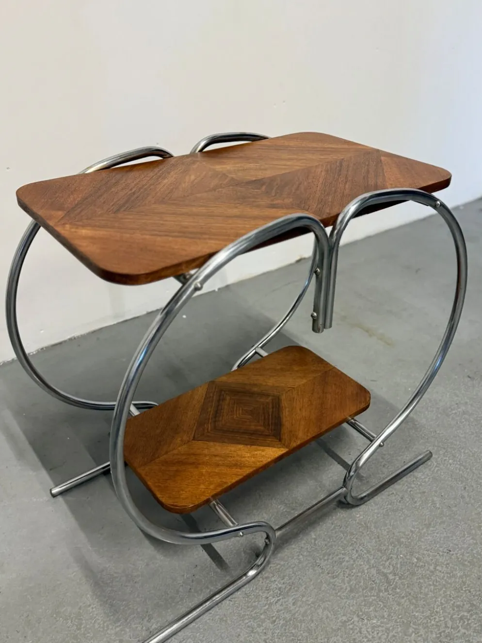 Table d'appoint Bauhaus