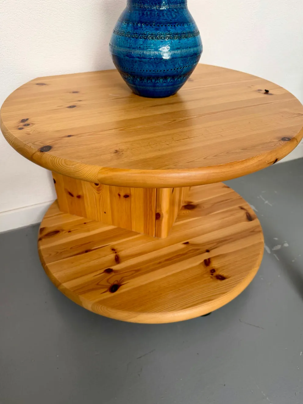 Table d’appoint bout de canapé X2 pin massif design années 70