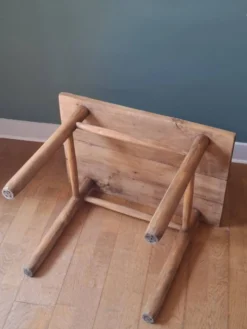 Table d'appoint brutaliste