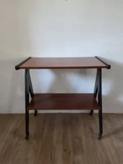 Table d’appoint / bureau années 60