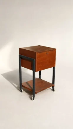 Table d'appoint / chariot des années 50 en bois et métal