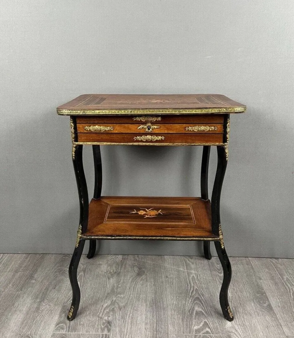 Table d’appoint, coiffeuse de style Napoléon III, XIXème siècle