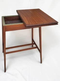 Table d'appoint / Console, 1950s