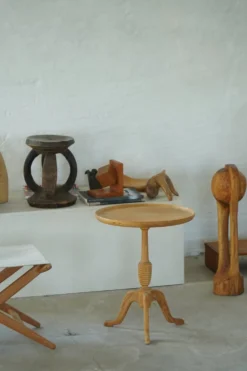 Table d'appoint danoise moderne du milieu du XXe siècle par Anton Kildeberg, Model No 210, années 1960